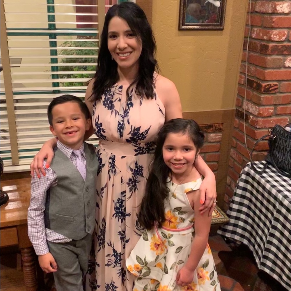 Meet your Posher, Tanya, Mom of Twins